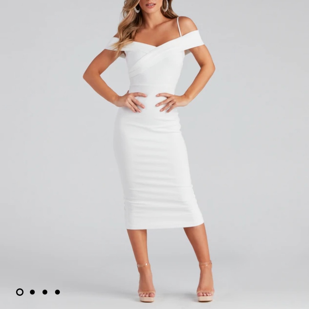 Valeria Formal Off-The-Shoulder Crepe Midi Dress (Large)